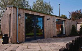 The Cabin - Luxury Country Living